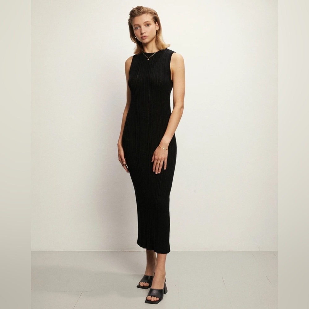 Alohas Breezy Sleeveless Knit Dress